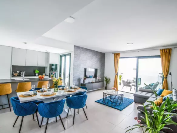 3-bedroom Apartment In Fuengirola, Spain (119 M²)