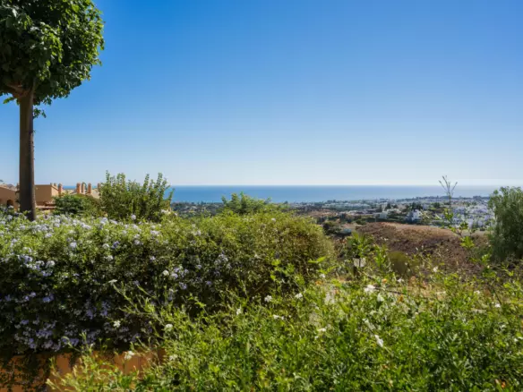 3-bedroom Apartment In Estepona, Spain (128 M²)