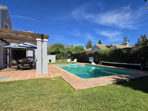 7-bedroom Villa In Mijas, Spain (290 M²)