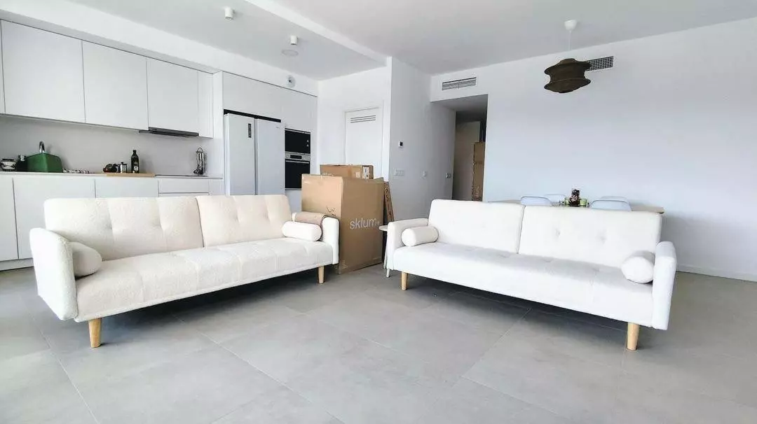 3-bedroom Apartment In Torremolinos, Spain (137 M²)
