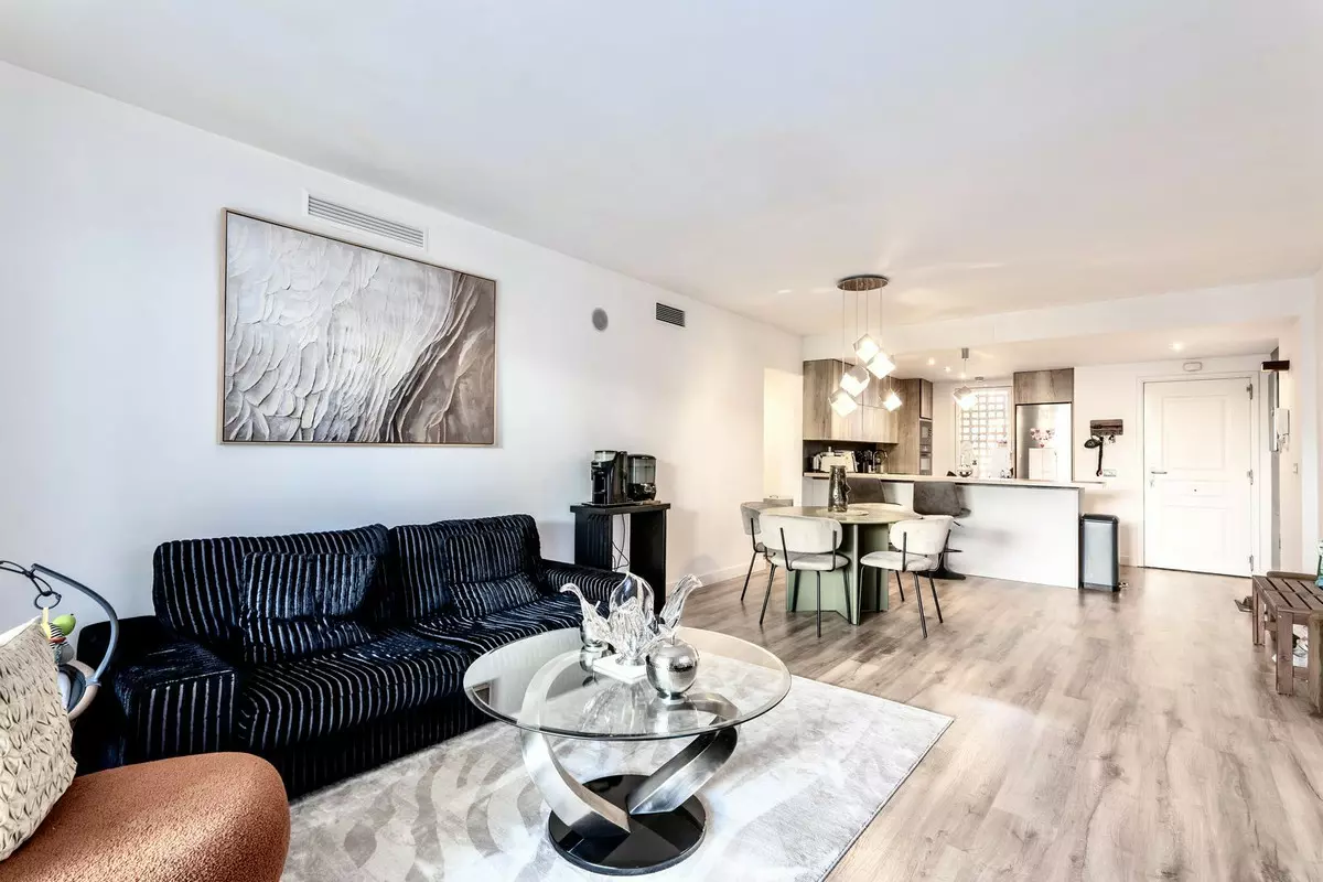 2-bedroom Apartment In Estepona, Spain (97 M²)