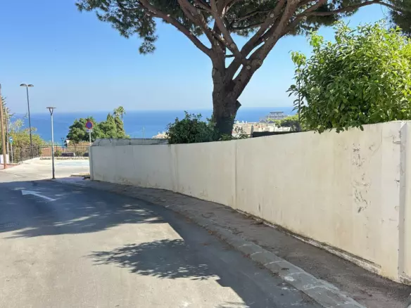 3-bedroom Villa In Fuengirola, Spain (184 M²)