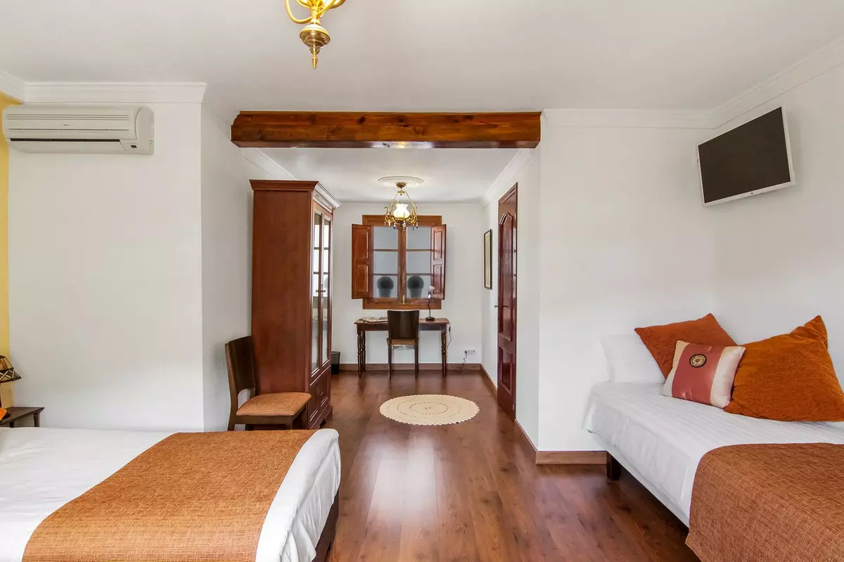 6-bedroom Country House In Canillas De Albaida, Spain (947 M²)