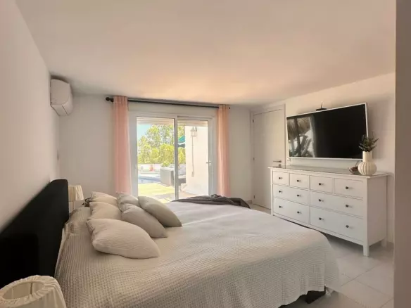 5-bedroom Villa In Benalmádena, Spain (350 M²)