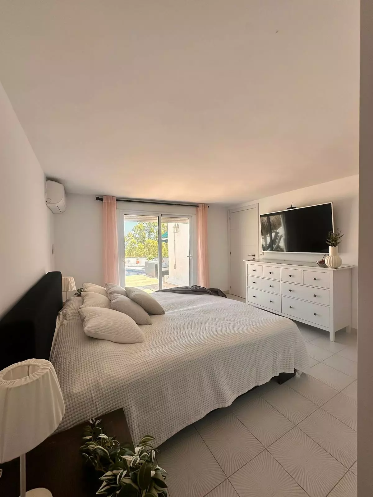 5-bedroom Villa In Benalmádena, Spain (350 M²)
