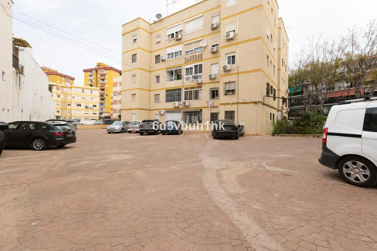 3-bedroom Apartment In Fuengirola, Spain (73 M²)