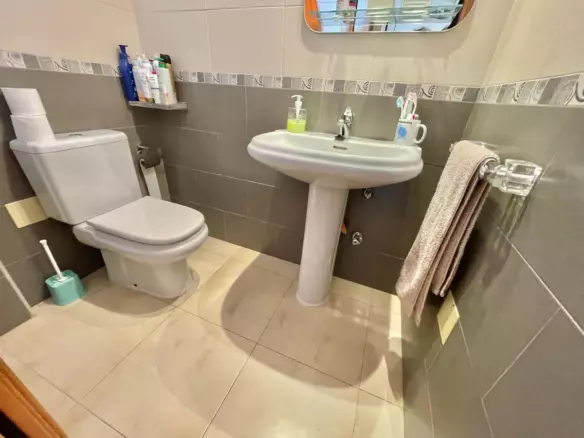3-bedroom Town House In Guardamar Del Segura, Spain (140 M²)