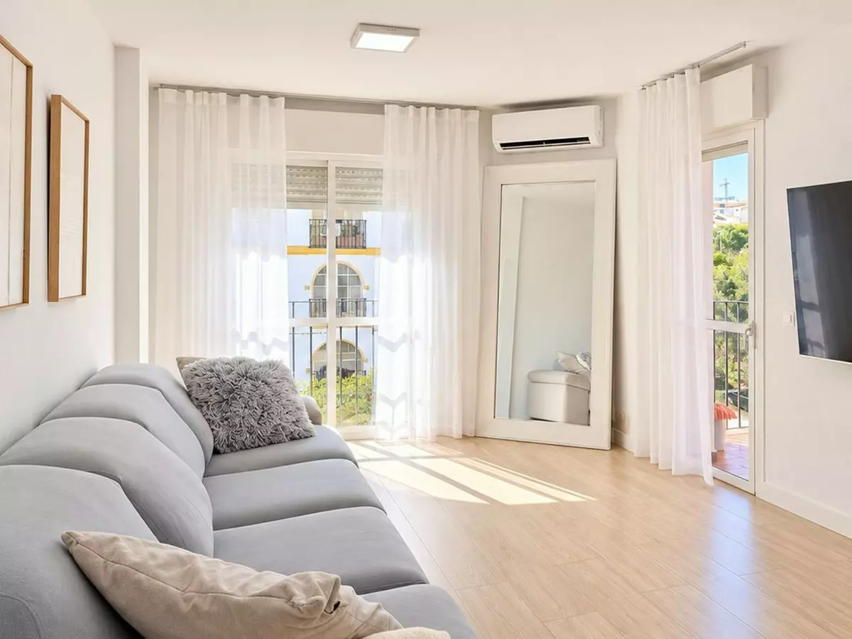 5-bedroom Apartment In Estepona, Spain (116 M²)
