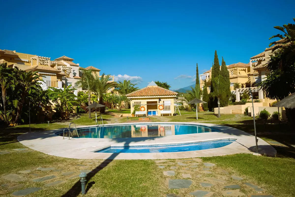 4-bedroom Town House In Estepona, Spain (235 M²)