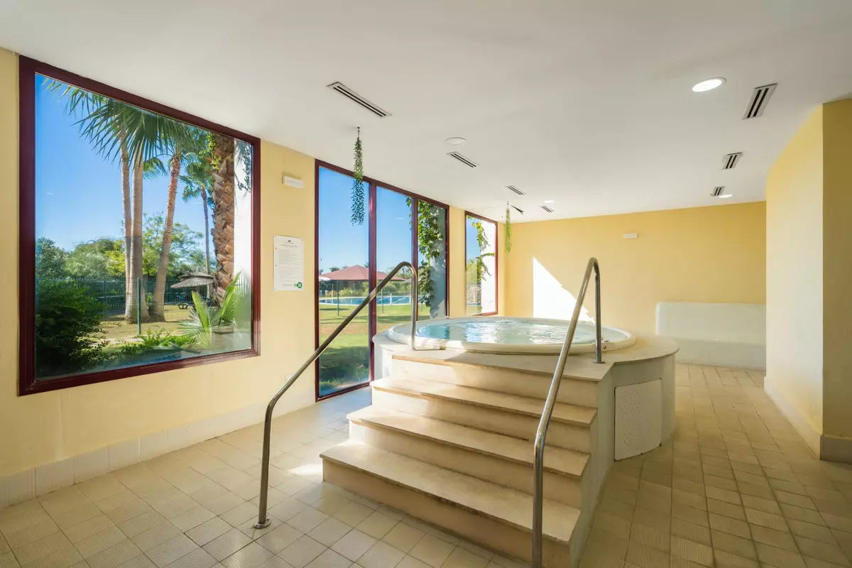 3-bedroom Apartment In Málaga, Spain (127 M²)