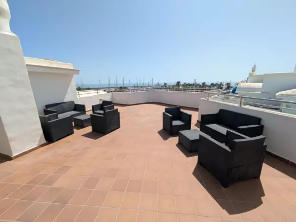 2-bedroom Apartment In Benalmádena, Spain (122 M²)