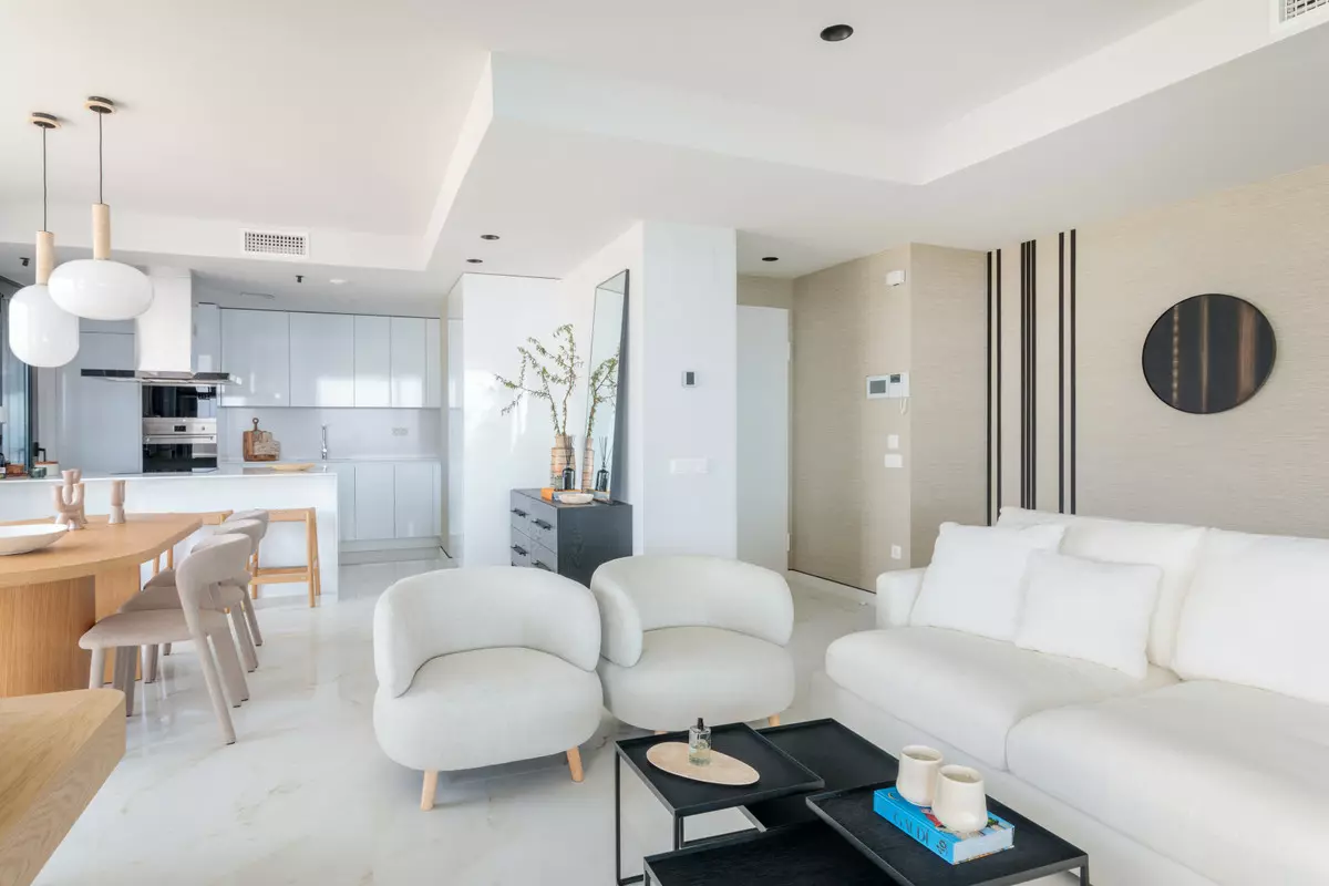 2-bedroom Apartment In Benidorm, Spain (103 M²)