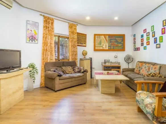 5-bedroom Apartment In Málaga, Spain (195 M²)