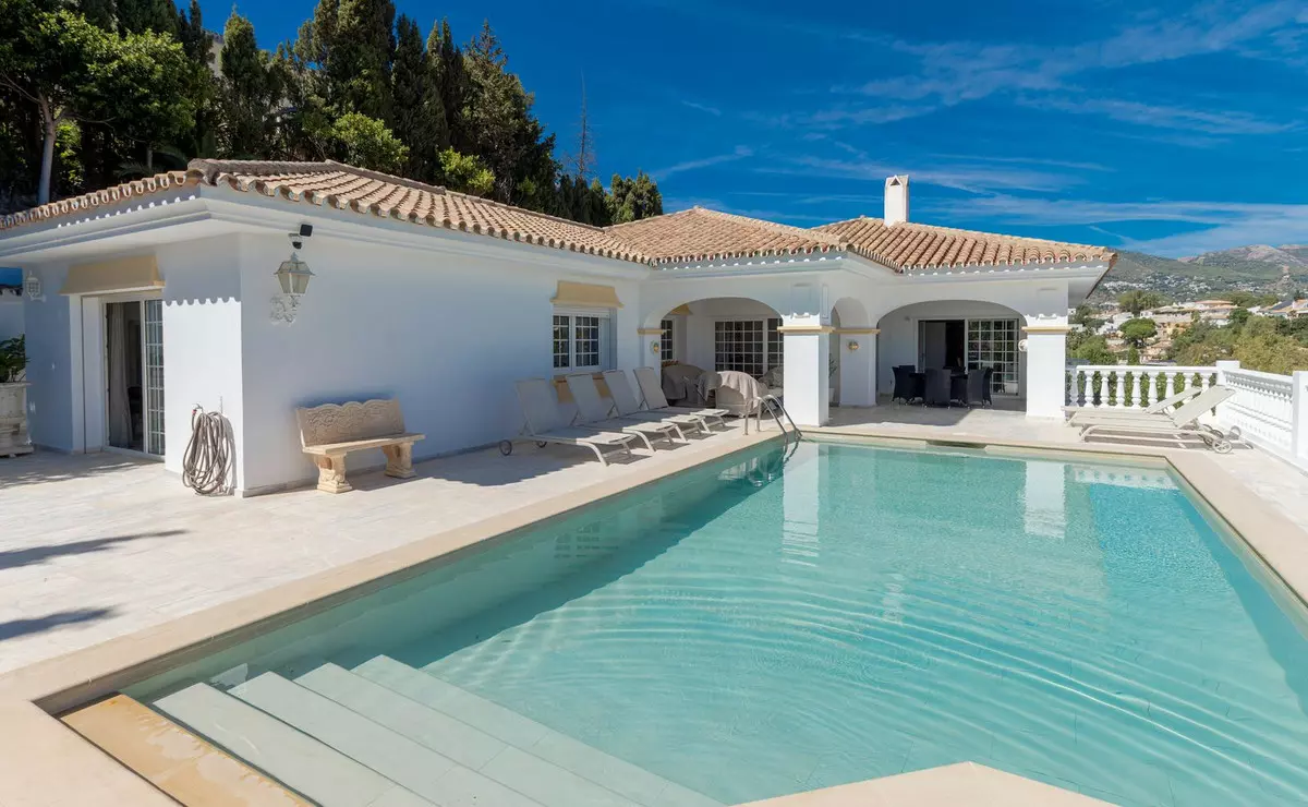 5-bedroom Villa In Mijas, Spain (322 M²)
