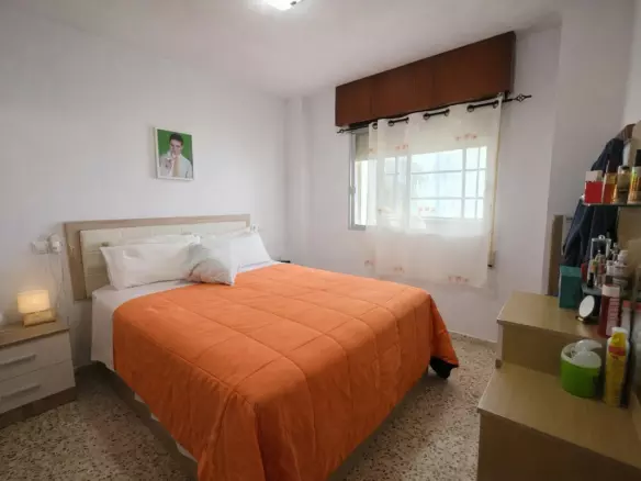 3-bedroom Apartment In Guardamar Del Segura, Spain (67 M²)