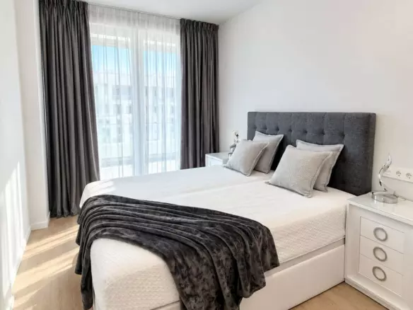3-bedroom Apartment In Marbella, Spain (119 M²)