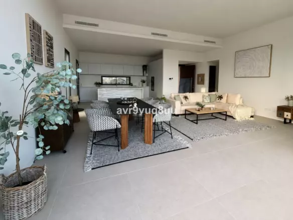 3-bedroom Villa In Benahavis, Spain (175 M²)