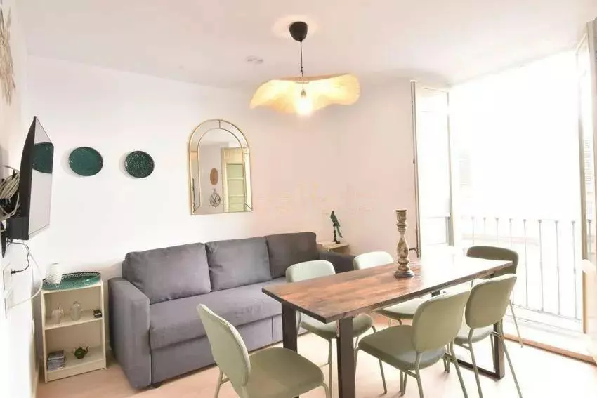 3-bedroom Apartment In Málaga, Spain (80 M²)