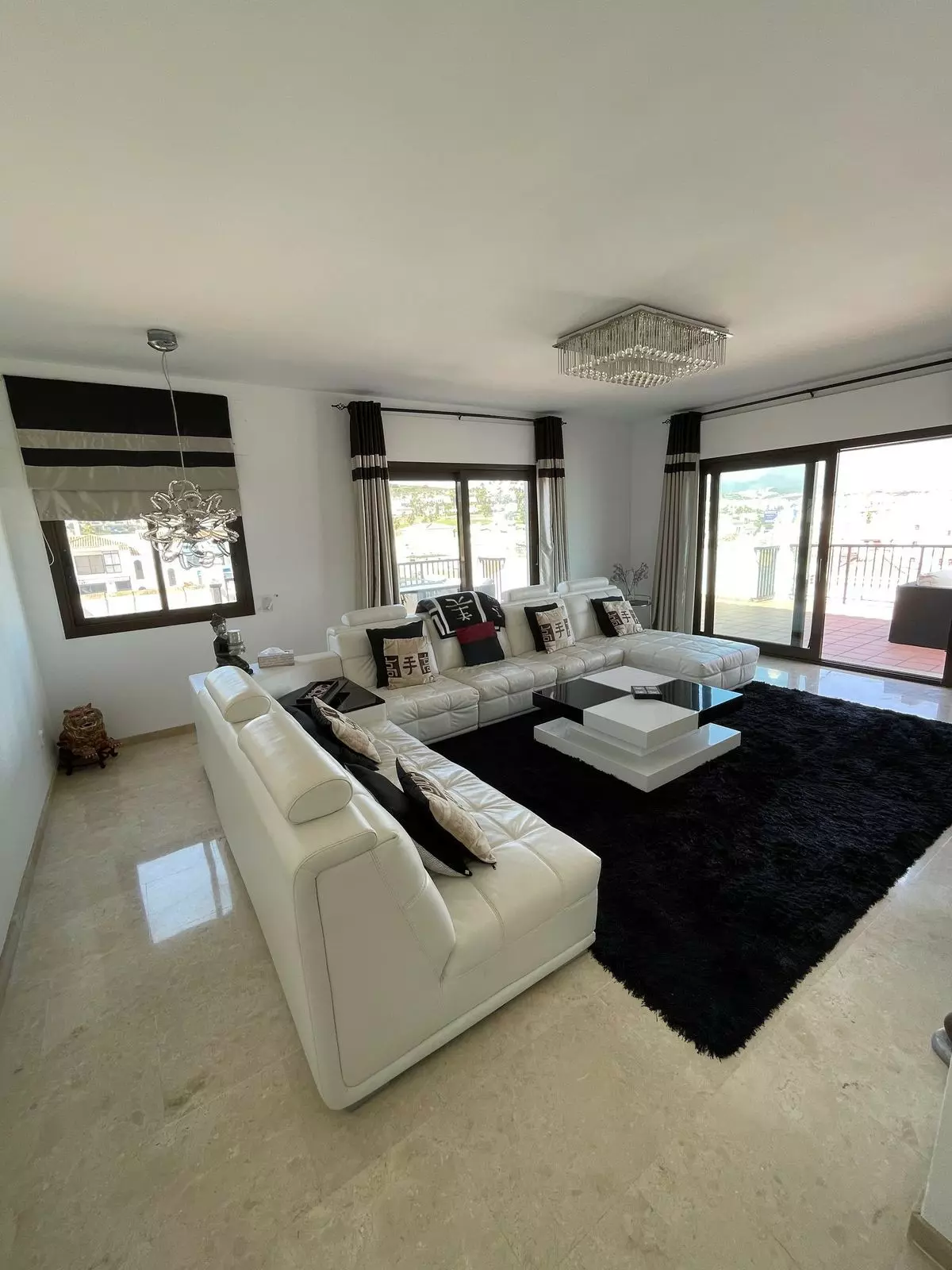 3-bedroom Apartment In Manilva, Spain (150 M²)