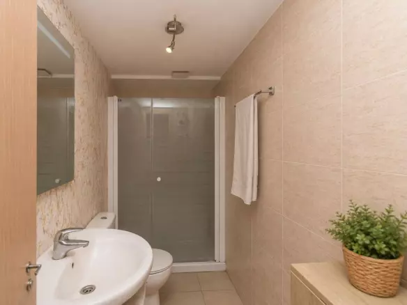 2-bedroom Apartment In Marbella, Spain (85 M²)