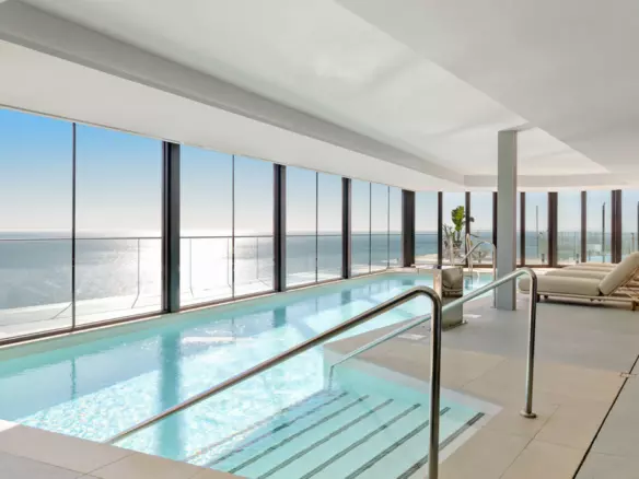 2-bedroom Apartment In Fuengirola, Spain (105 M²)