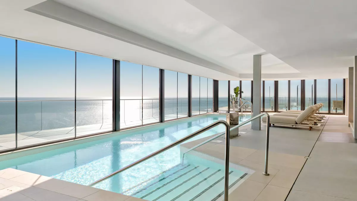 2-bedroom Apartment In Fuengirola, Spain (105 M²)