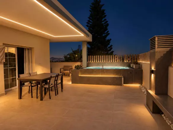 3-bedroom Apartment In Coín, Spain (274 M²)
