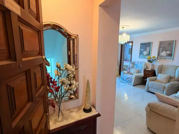 3-bedroom Apartment In Benalmádena, Spain (96 M²)