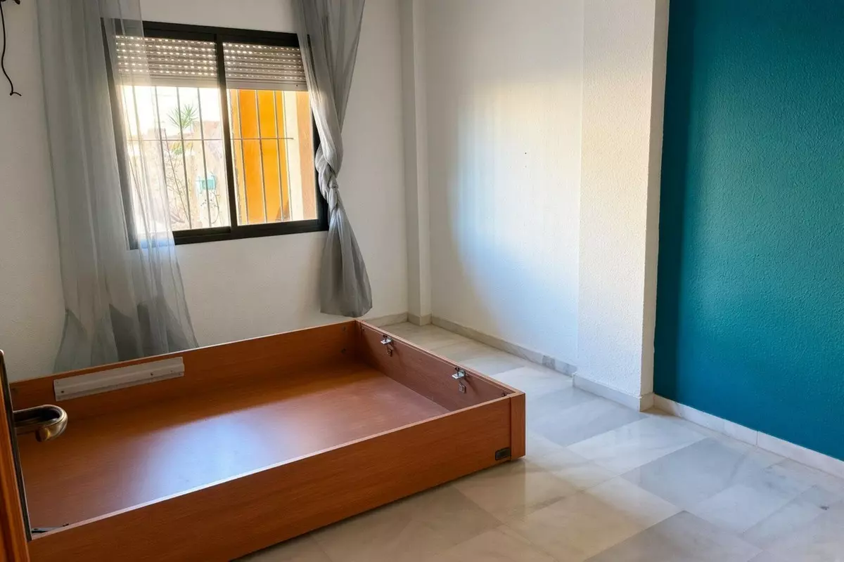 3-bedroom Apartment In Estepona, Spain (120 M²)
