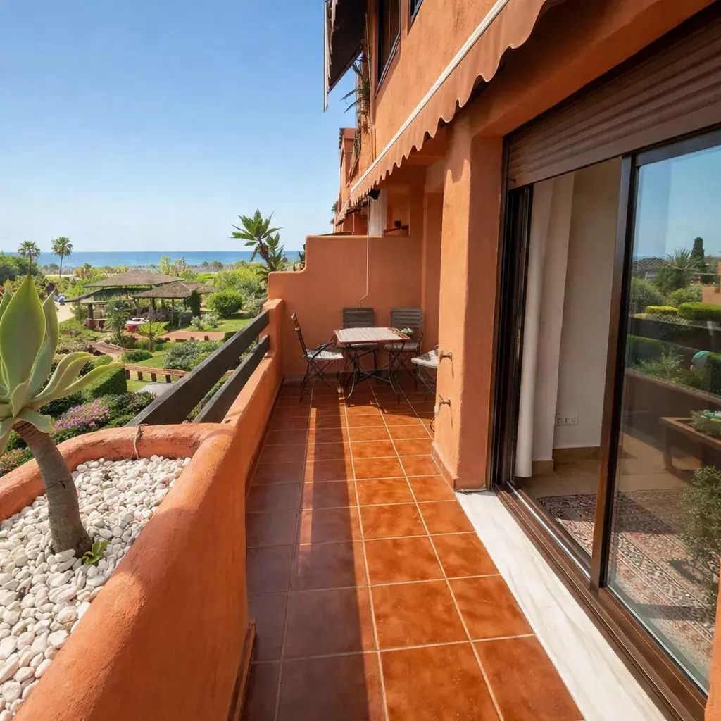 2-bedroom Apartment In Estepona, Spain (120 M²)