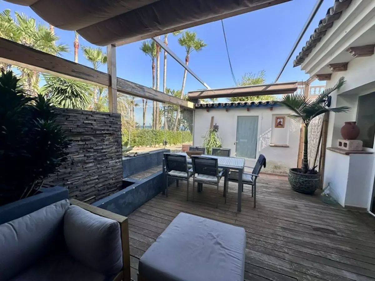 3-bedroom Town House In Estepona, Spain (120 M²)