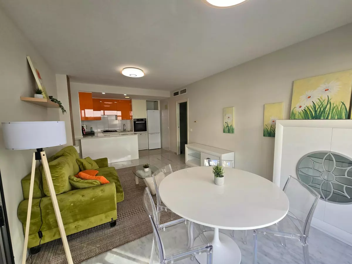 1-bedroom Apartment In Benalmádena, Spain (70 M²)
