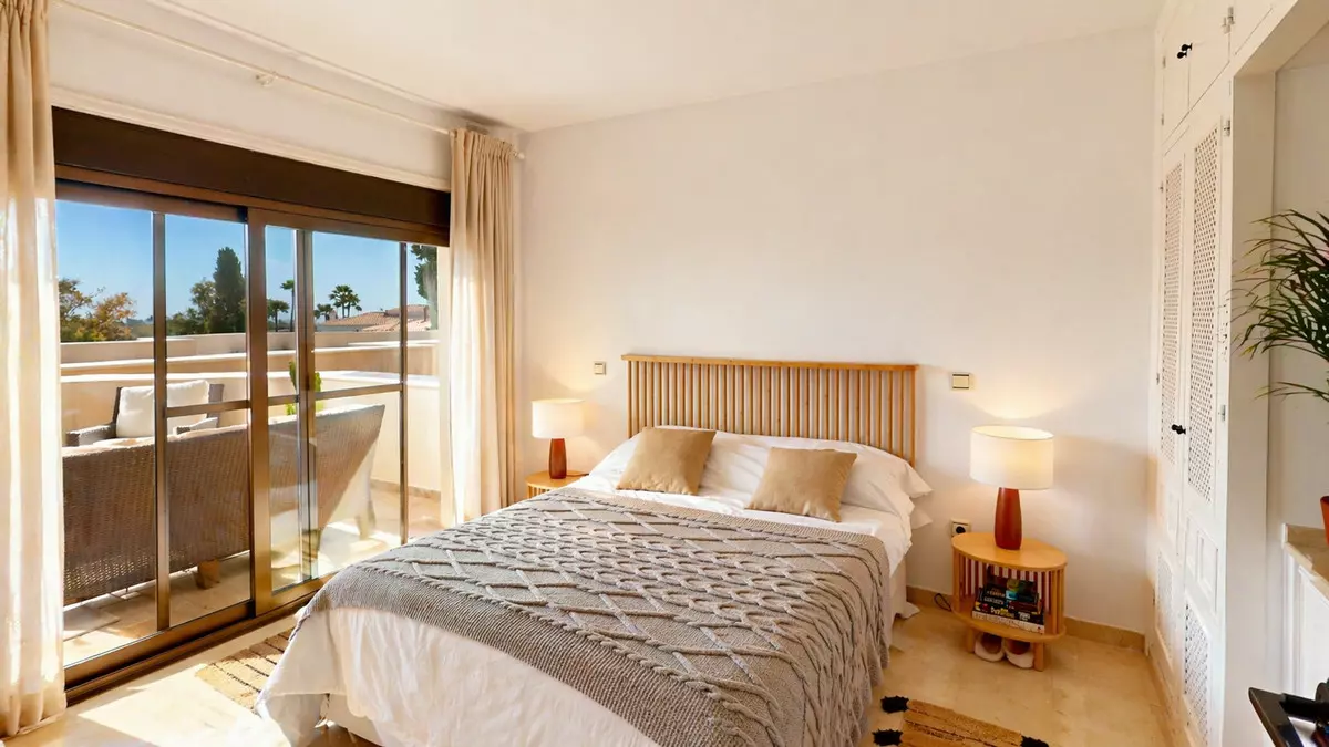 2-bedroom Apartment In Estepona, Spain (83 M²)