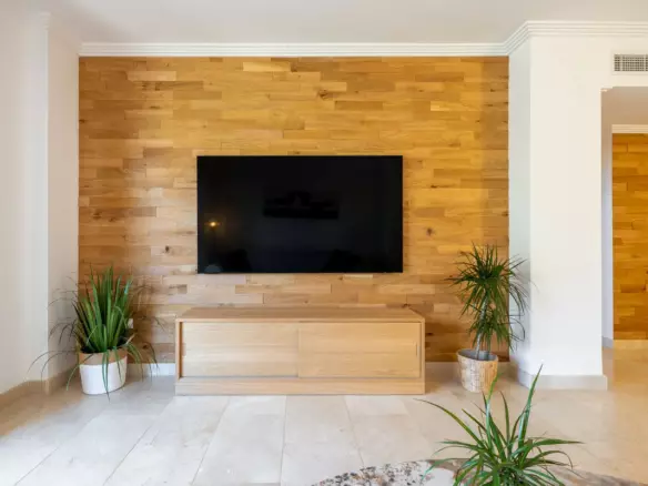 2-bedroom Apartment In Benahavis, Spain (103 M²)
