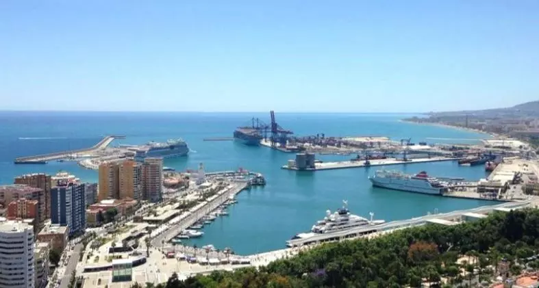 3-bedroom Apartment In Málaga, Spain (83 M²)