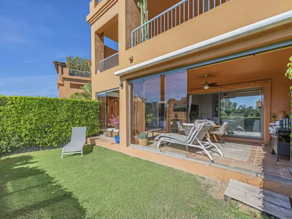 2-bedroom Apartment In Estepona, Spain (98 M²)