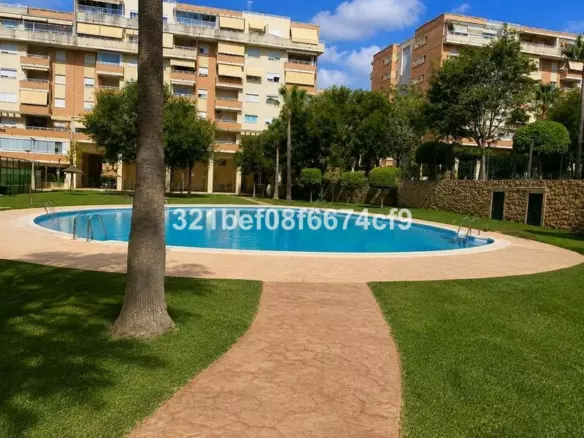 3-bedroom Apartment In Málaga, Spain (100 M²)