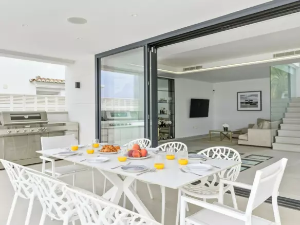 5-bedroom Villa In Mijas, Spain (420 M²)