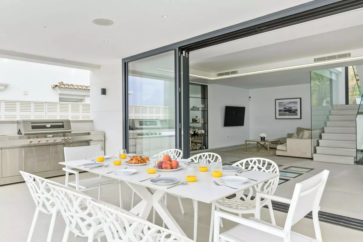 5-bedroom Villa In Mijas, Spain (420 M²)
