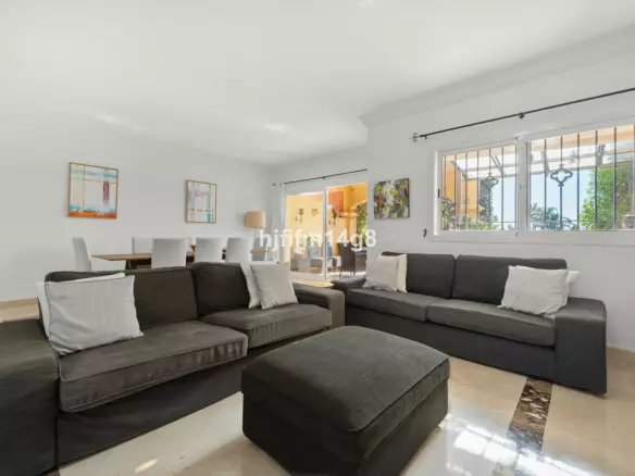 4-bedroom Town House In Marbella, Spain (280 M²)
