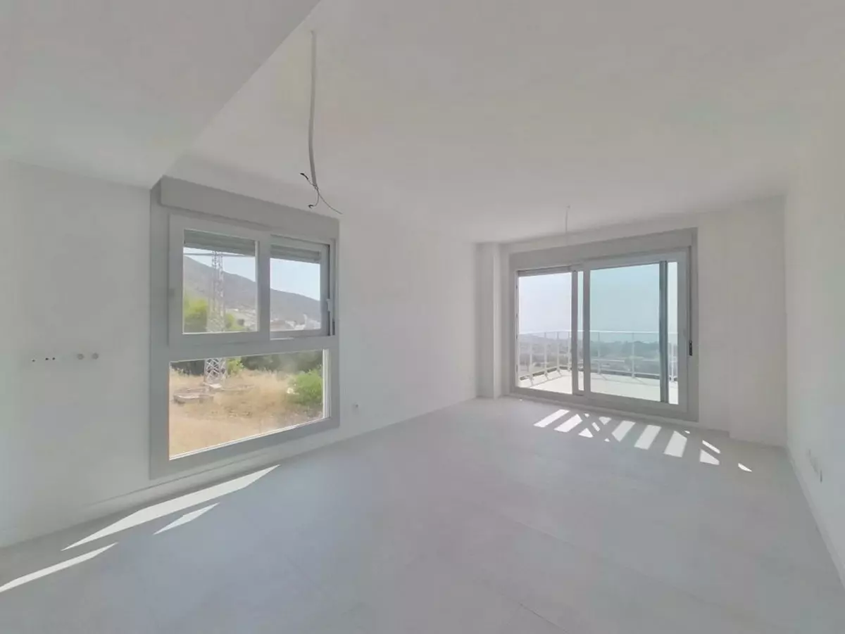 2-bedroom Apartment In Benalmádena, Spain (116 M²)