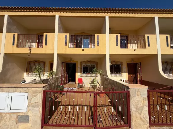 3-bedroom Town House In Orihuela, Spain (80 M²)