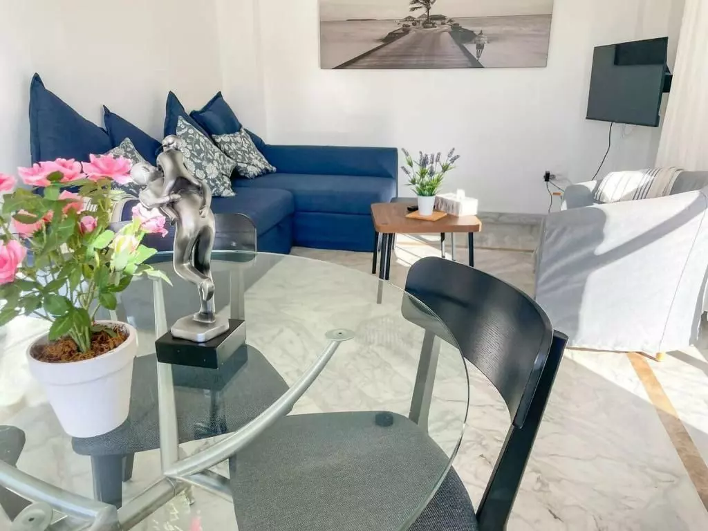 2-bedroom Apartment In Marbella, Spain (75 M²)