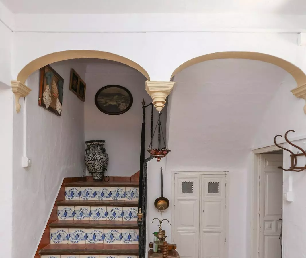 5-bedroom Town House In Tolox, Spain (296 M²)