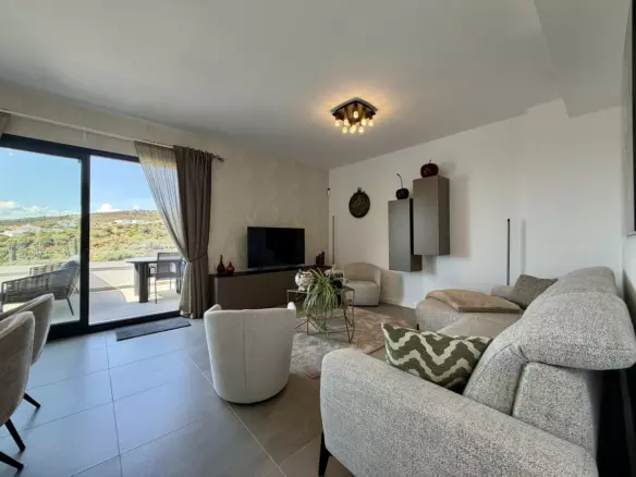 3-bedroom Apartment In Manilva, Spain (121 M²)