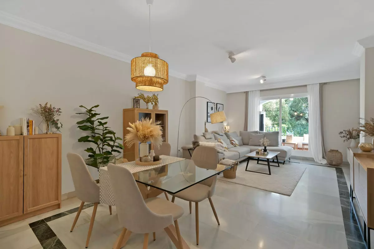 2-bedroom Apartment In Marbella, Spain (86 M²)
