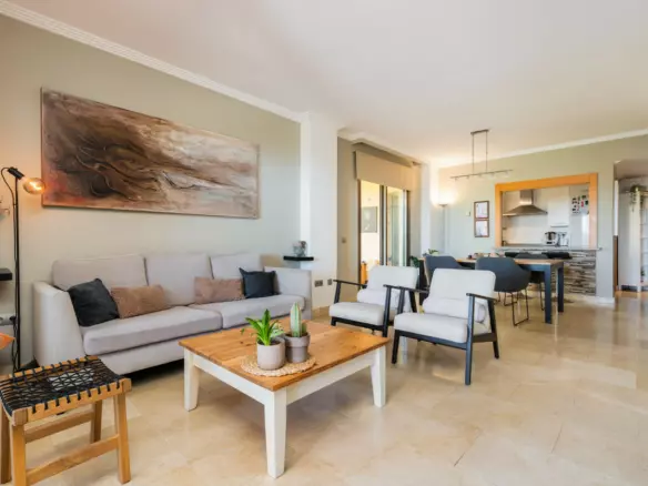3-bedroom Apartment In Estepona, Spain (128 M²)