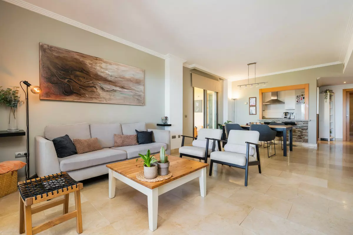 3-bedroom Apartment In Estepona, Spain (128 M²)