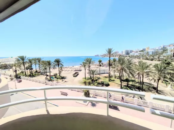 3-bedroom Apartment In Benalmádena, Spain (202 M²)
