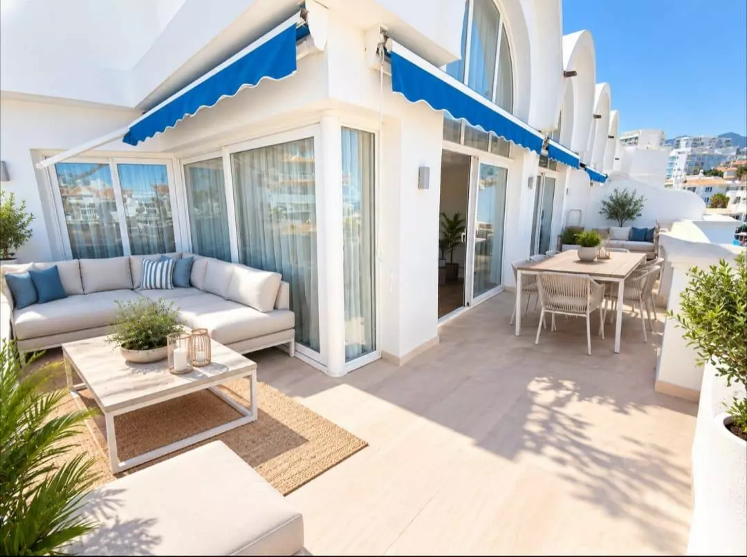 2-bedroom Apartment In Benalmádena, Spain (122 M²)